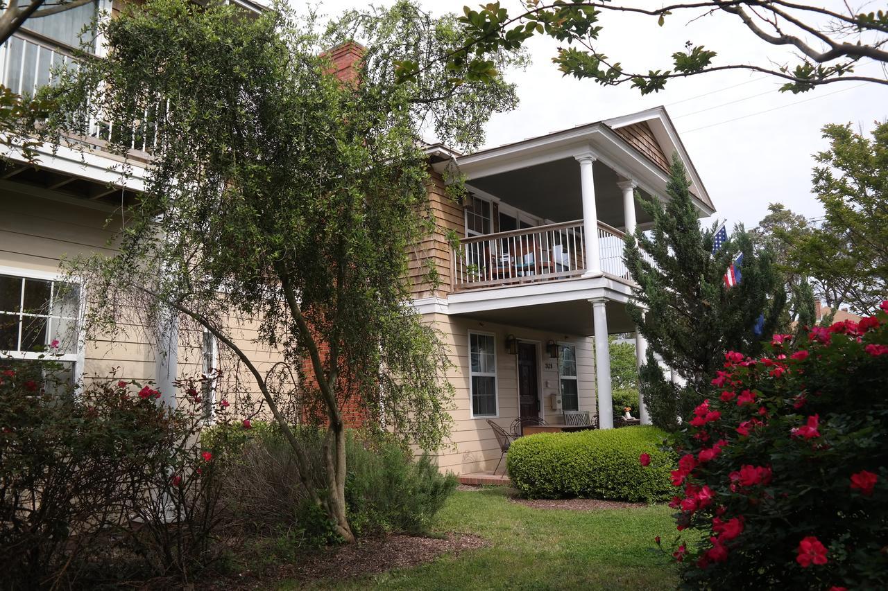 Beach Spa Bed & Breakfast Virginia Beach Esterno foto