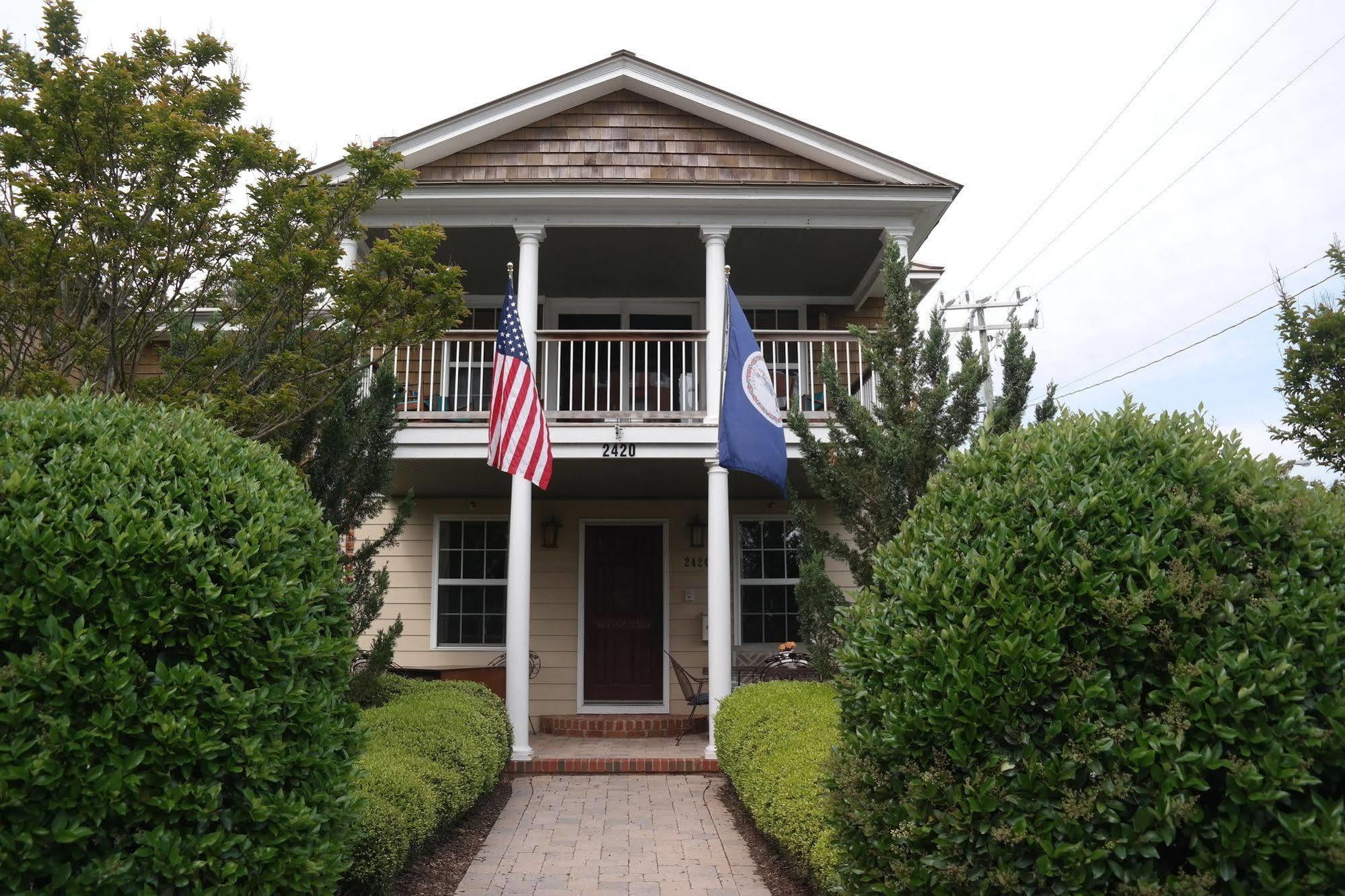 Beach Spa Bed & Breakfast Virginia Beach Esterno foto