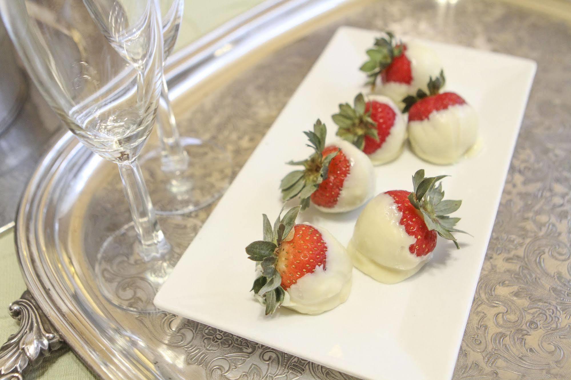Beach Spa Bed & Breakfast Virginia Beach Esterno foto