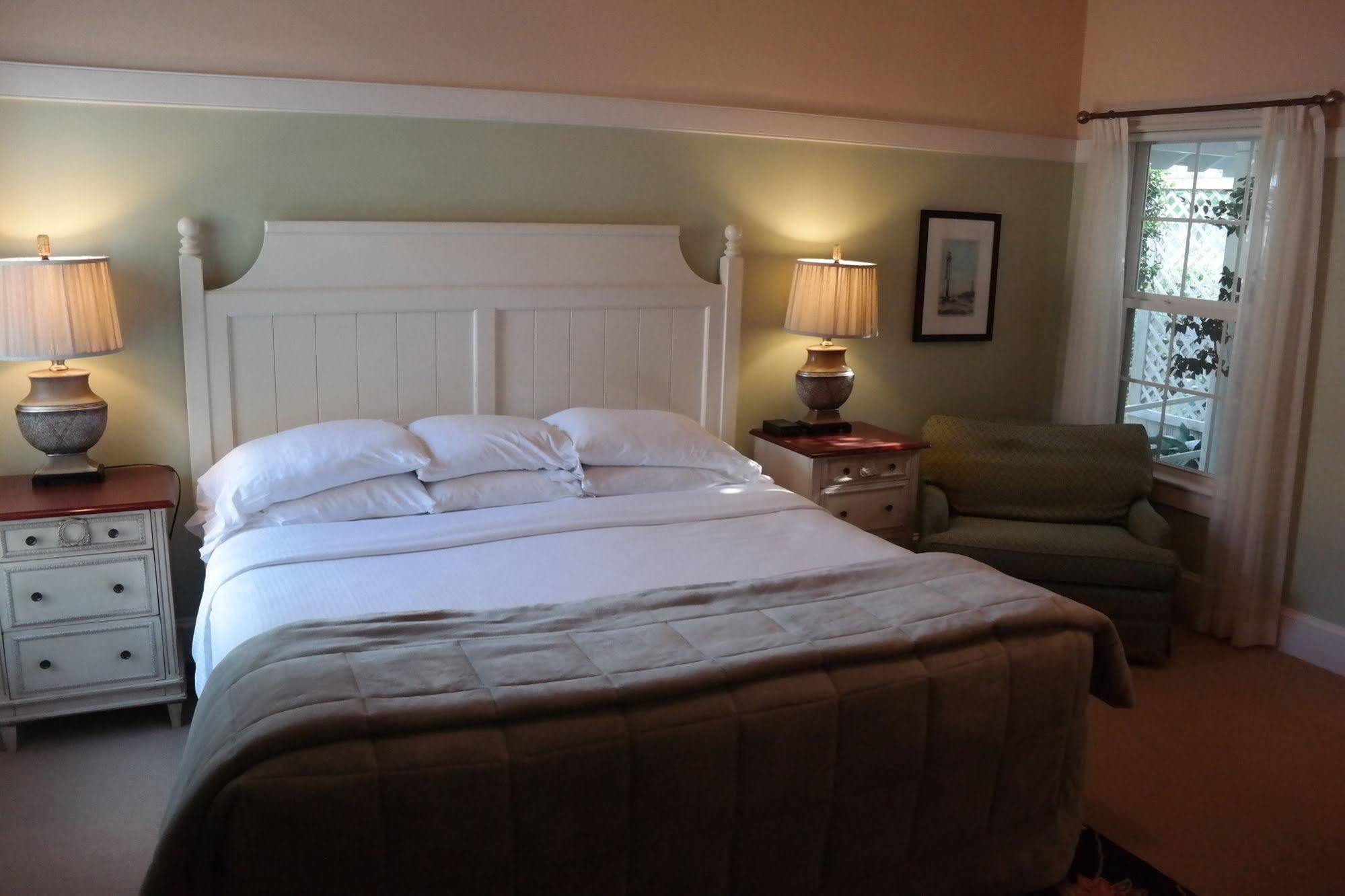 Beach Spa Bed & Breakfast Virginia Beach Esterno foto